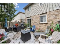14 - 210 DAWN AVENUE - 33
