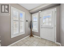 14 - 210 DAWN AVENUE - 7