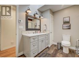 8 WEST RIVER ROAD - 24