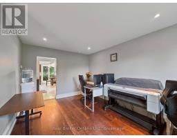 138 COCKSHUTT ROAD - 14