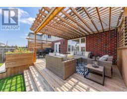8 CREIGHTON AVENUE - 39