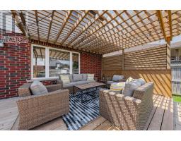 8 CREIGHTON AVENUE - 42