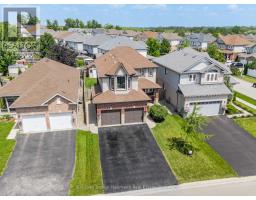 8 CREIGHTON AVENUE - 46