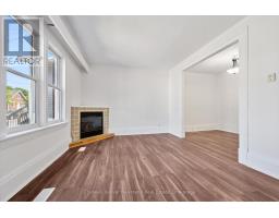 179 ELIZABETH STREET - 10