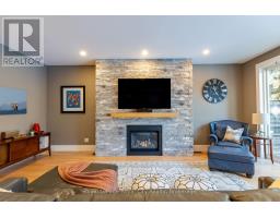 255 NORMANDY AVENUE - 15
