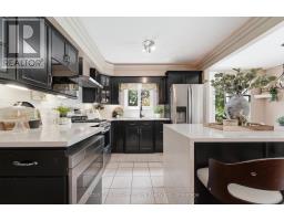 182 ROMEO STREET S - 10