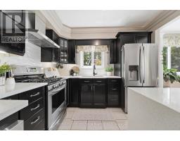 182 ROMEO STREET S - 12