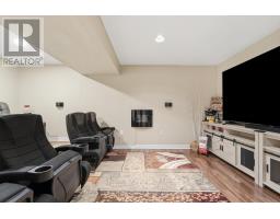182 ROMEO STREET S - 26
