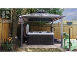 182 ROMEO STREET S - 37