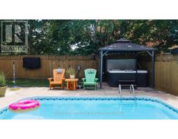 182 ROMEO STREET S - 39