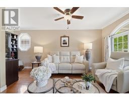 182 ROMEO STREET S - 5