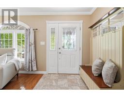 182 ROMEO STREET S - 6