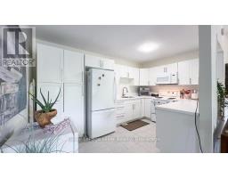 98 WILLIAM STREET E - 17