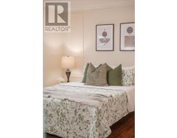 175 WOODVILLE PLACE - 24