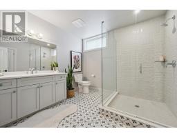 22 HILLTOP ROAD - 37