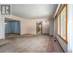 832 VICTORIA ROAD S - 16