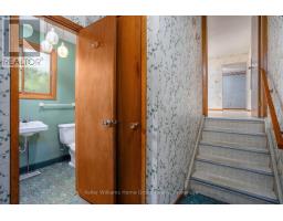 832 VICTORIA ROAD S - 28
