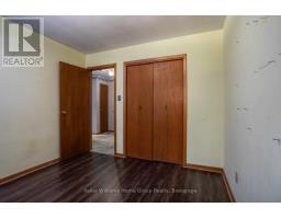 832 VICTORIA ROAD S - 32