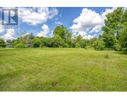 832 VICTORIA ROAD S - 41