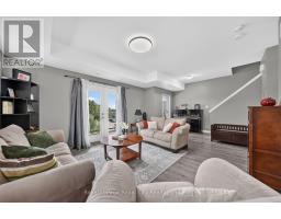 30 - 39 KAY CRESCENT - 15