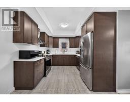 30 - 39 KAY CRESCENT - 22