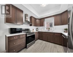 30 - 39 KAY CRESCENT - 23