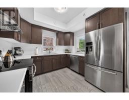 30 - 39 KAY CRESCENT - 24
