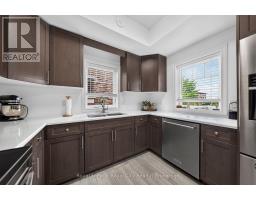 30 - 39 KAY CRESCENT - 25