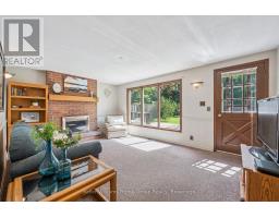 44 SHERWOOD DRIVE - 19