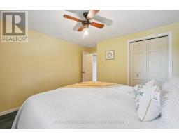 44 SHERWOOD DRIVE - 24