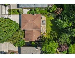 44 SHERWOOD DRIVE - 43
