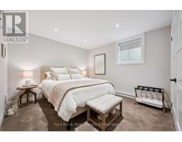 14 BROOKHAVEN COURT - 29