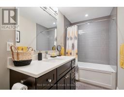 14 BROOKHAVEN COURT - 31