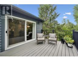 14 BROOKHAVEN COURT - 36