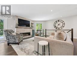 14 BROOKHAVEN COURT - 9