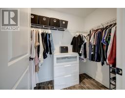 104 - 332 GOSLING GARDENS - 25