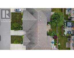 6 SWEET GRASS STREET - 34