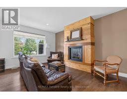 6 SWEET GRASS STREET - 7