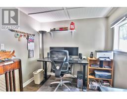 42 CRANBERRY DRIVE - 19