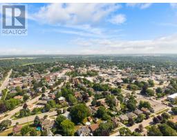 47 ELGIN AVENUE W - 21