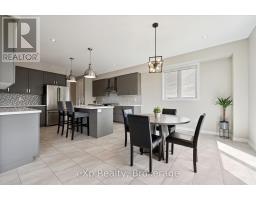 201 MCFARLANE CRESCENT - 14