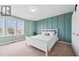201 MCFARLANE CRESCENT - 29