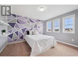 201 MCFARLANE CRESCENT - 34