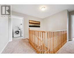 201 MCFARLANE CRESCENT - 37