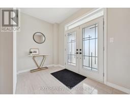 201 MCFARLANE CRESCENT - 7