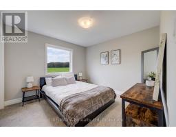 122 HALLIDAY DRIVE - 16