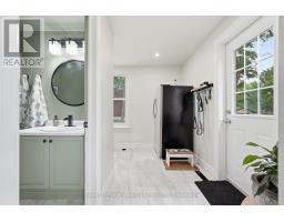 504 MAPLE STREET - 21