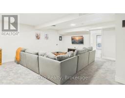 20 HIGHLAND CRESCENT - 28