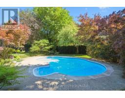 21 GLADSTONE AVENUE - 44