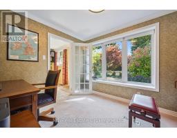 21 GLADSTONE AVENUE - 6